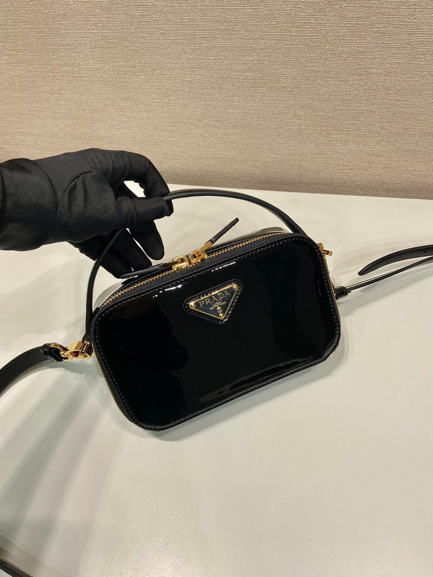 ＰＲＤＡ ODETTE PATENT LEATHER MINI BAG BLACK