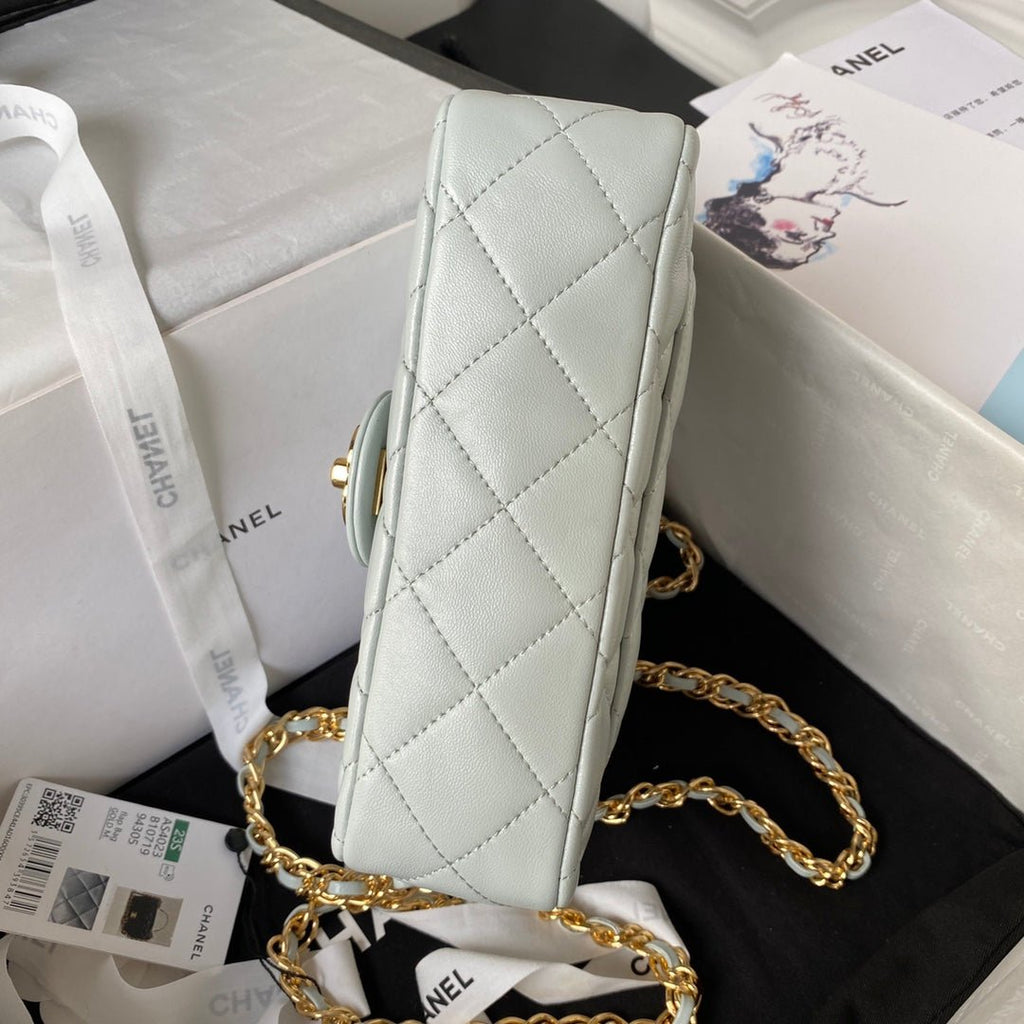 ＣＨＮＥＬSMALL FLAP BAG WITH TOP HANDLE
