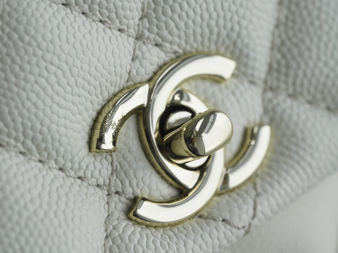 ＣＨＮＥＬCOCO HANDLE BAG WHITE