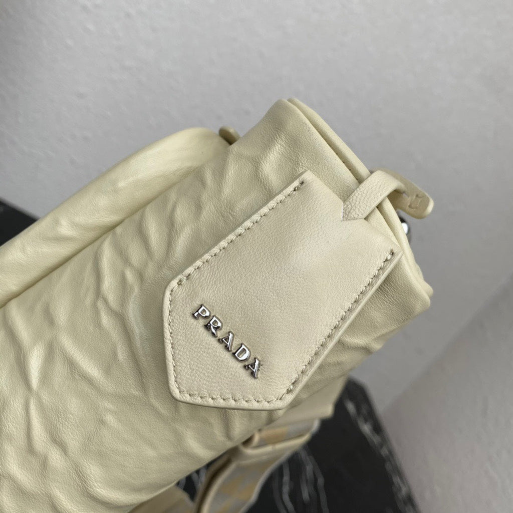 ＰＲＤＡ NAPPA ANTIQUE MULTI-POCKET SHOULDER BAG BIEGE