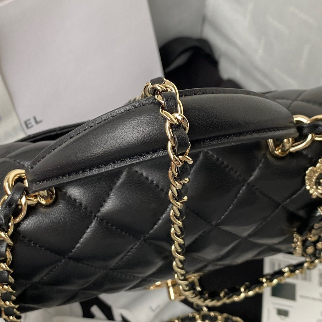 ＣＨＮＥＬMINI FLAP BAG WITH HANDLE