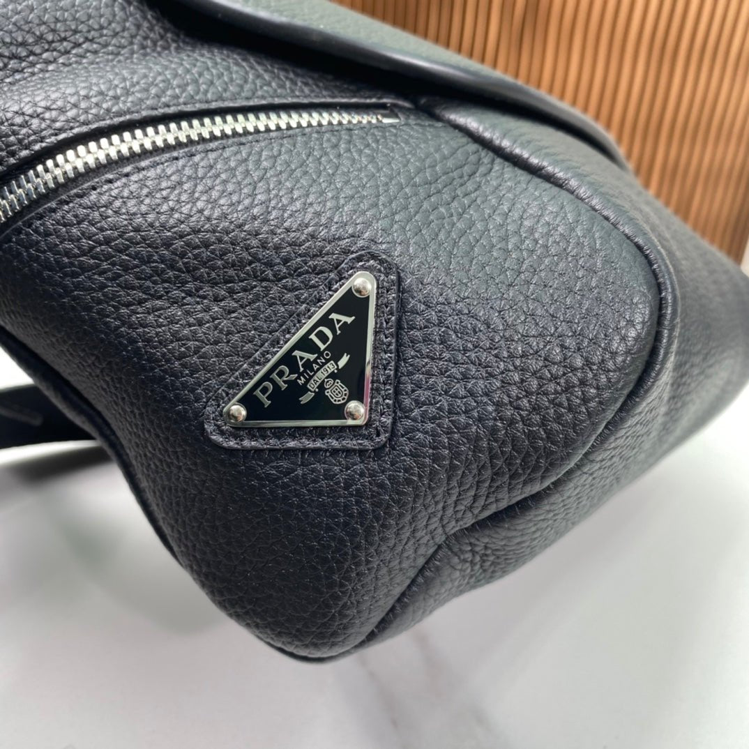 ＰＲＤＡ LEATHER FLAP BAG WITH SHOULDER STRAP BLACK