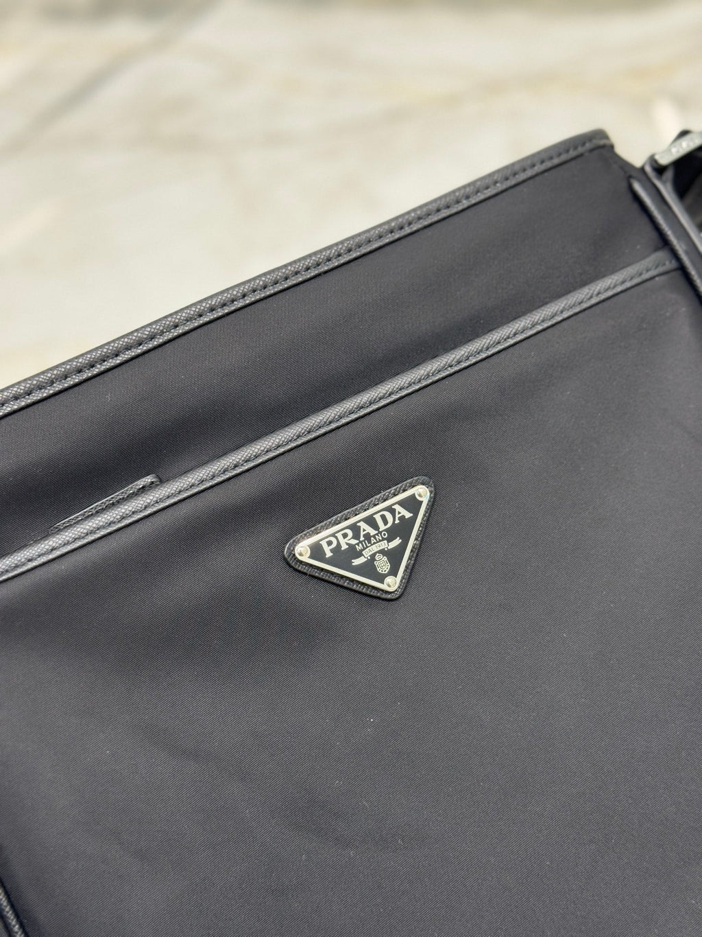 ＰＲＤＡ RE-NYLON AND SAFFIANO LEATHER SHOULDER BAG