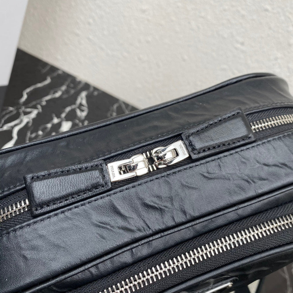 ＰＲＤＡ NAPPA ANTIQUE MULTI-POCKET SHOULDER BAG BLACK