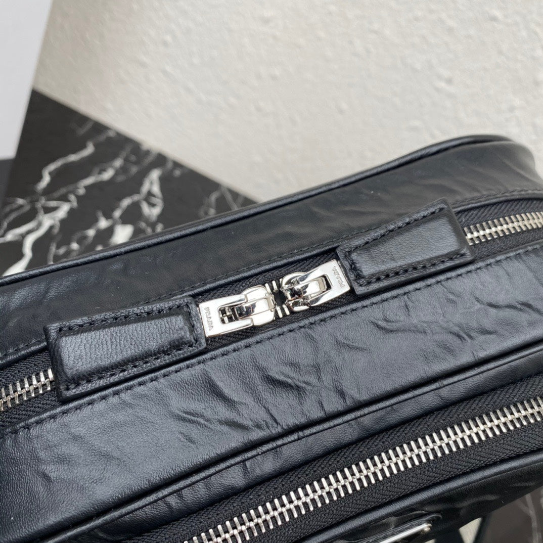 ＰＲＤＡ NAPPA ANTIQUE MULTI-POCKET SHOULDER BAG BLACK
