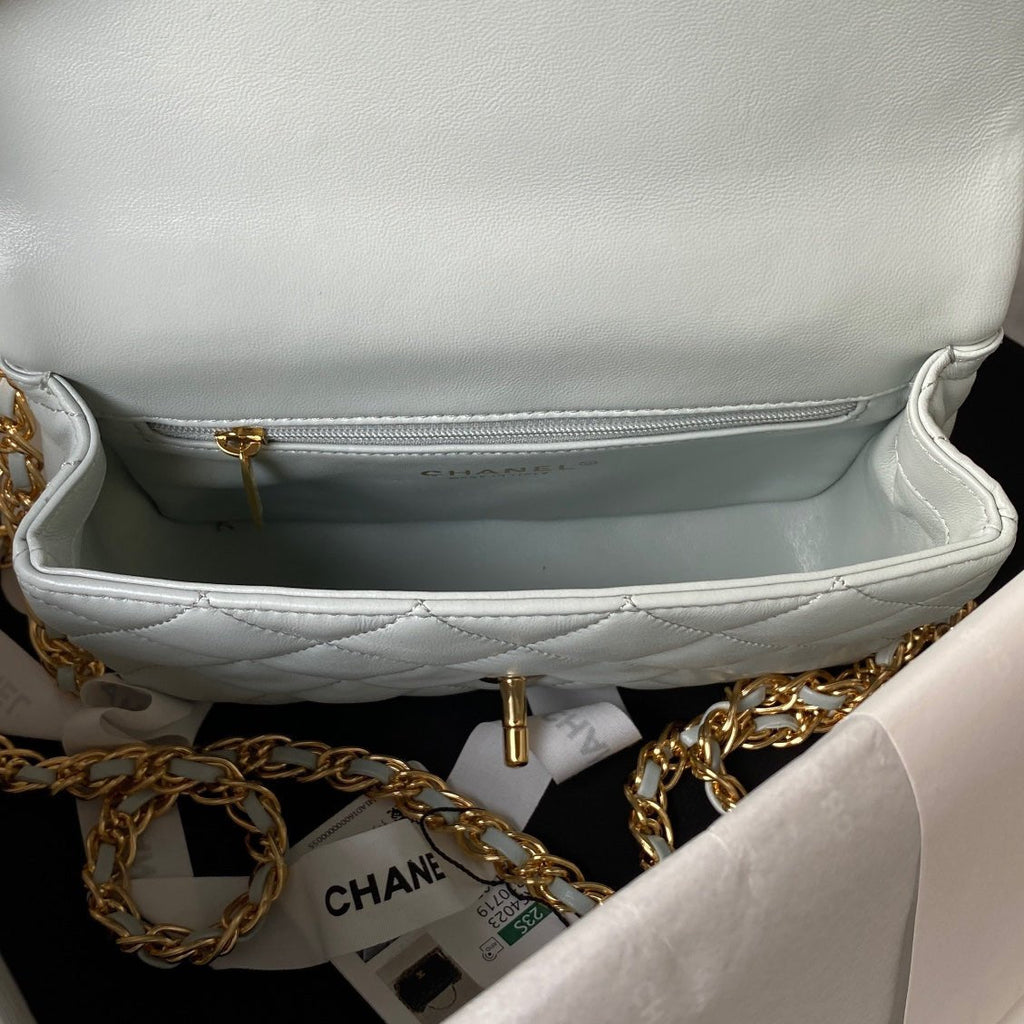 ＣＨＮＥＬSMALL FLAP BAG WITH TOP HANDLE