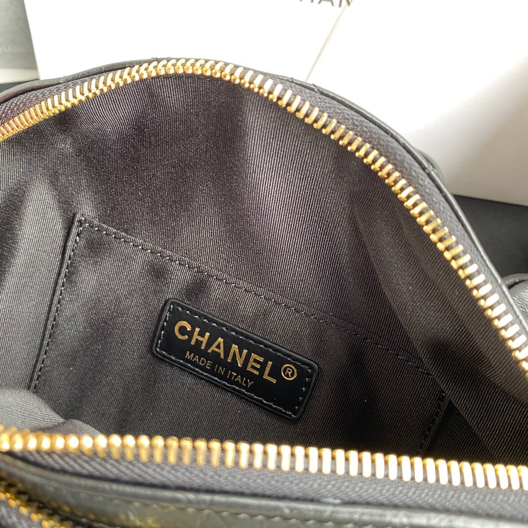 ＣＨＮＥＬWAIST BAG WITH COIN PURSE BLACK