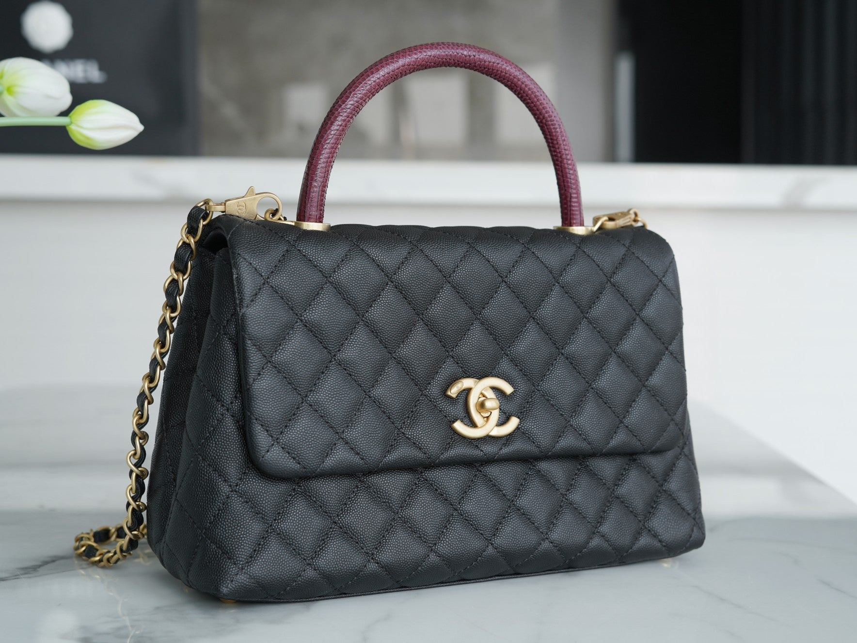 ＣＨＮＥＬCOCO HANDLE BAG BLACK