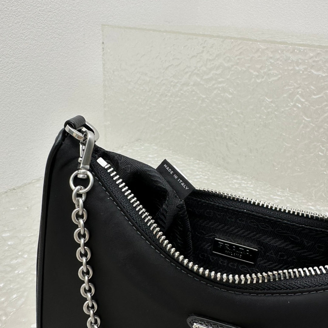 ＰＲＤＡ RE-EDITION 2005 RE-NYLON BAG