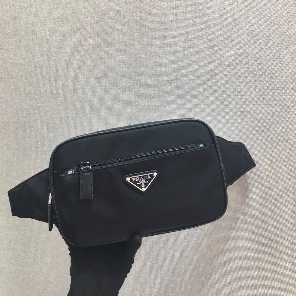 ＰＲＤＡ RE-NYLON BELT BAG