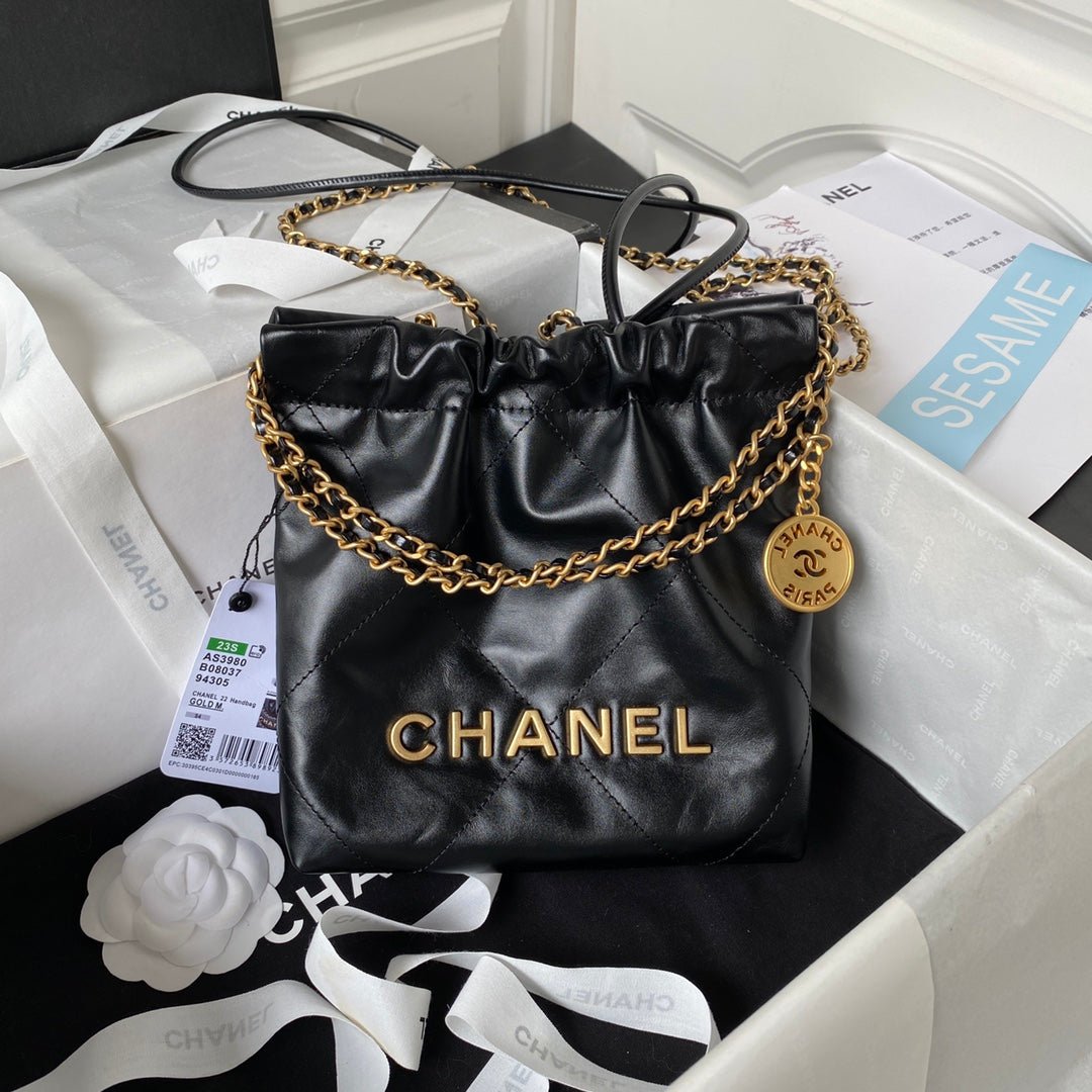 ＣＨＮＥＬ22 MINI HANDBAG BLACK GOLD METAL