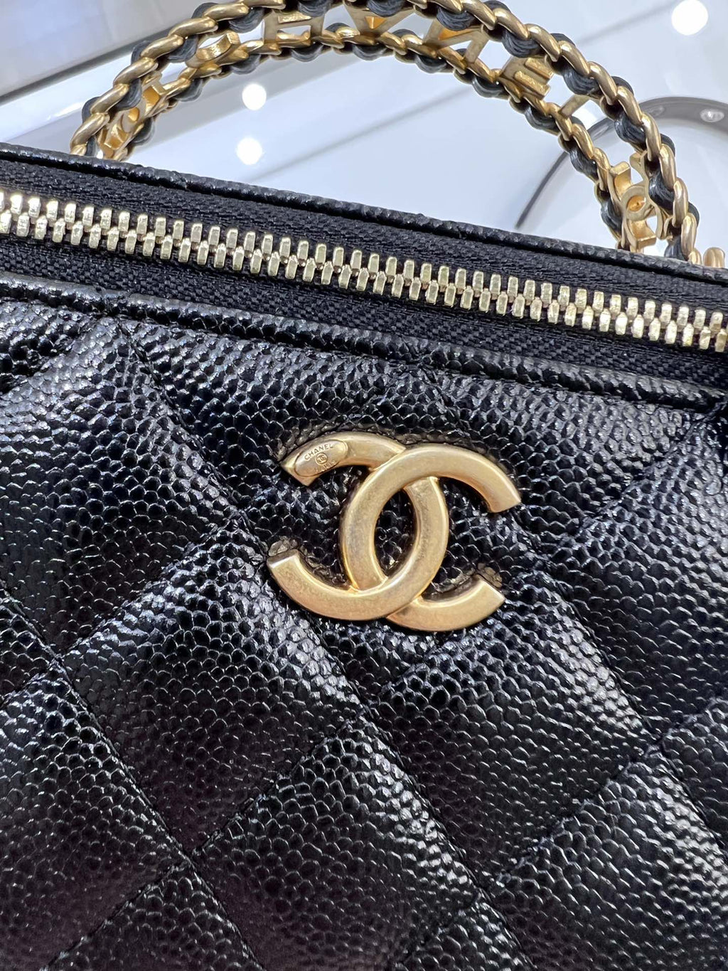 ＣＨＮＥＬCHAIN VANITY CASE BLACK