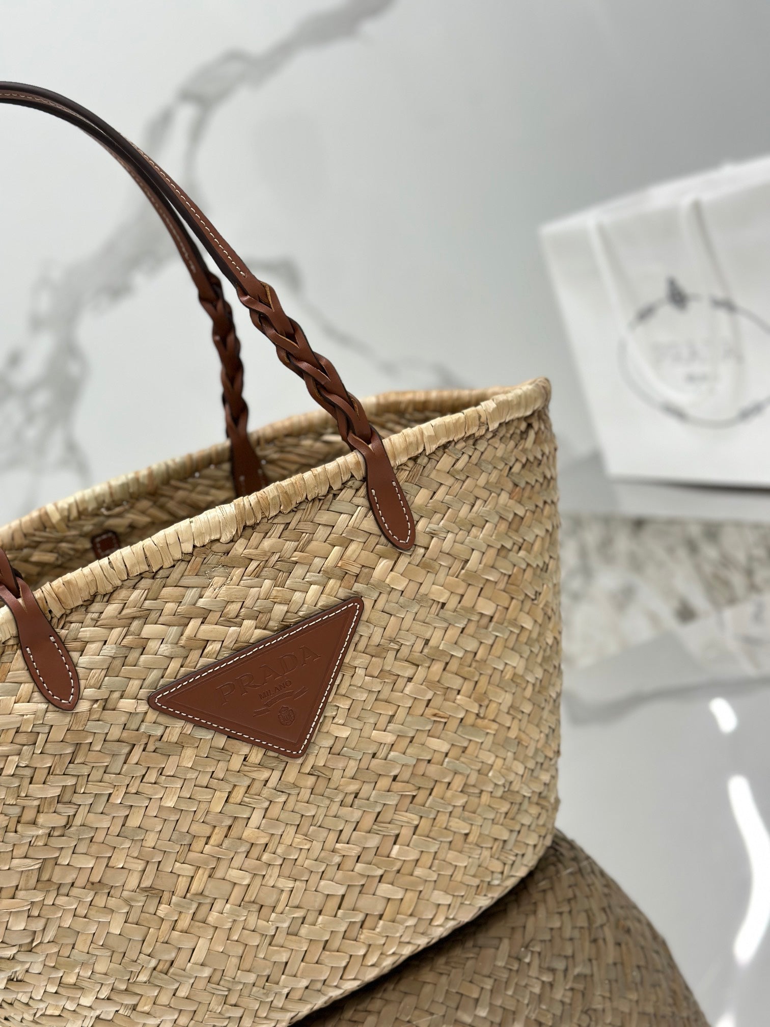 ＰＲＤＡ WOVEN PALM AND LEATHER TOTE BAG
