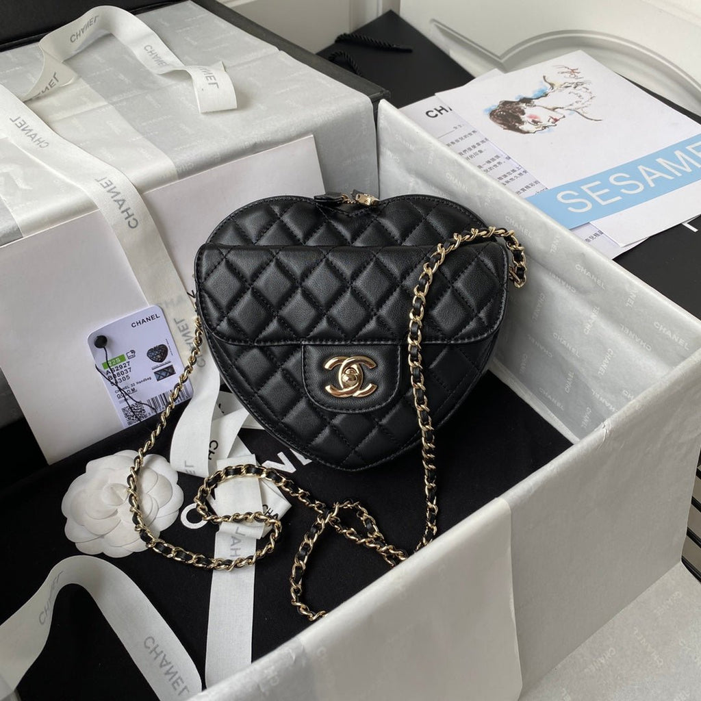 ＣＨＮＥＬHEART BAG  BLACK