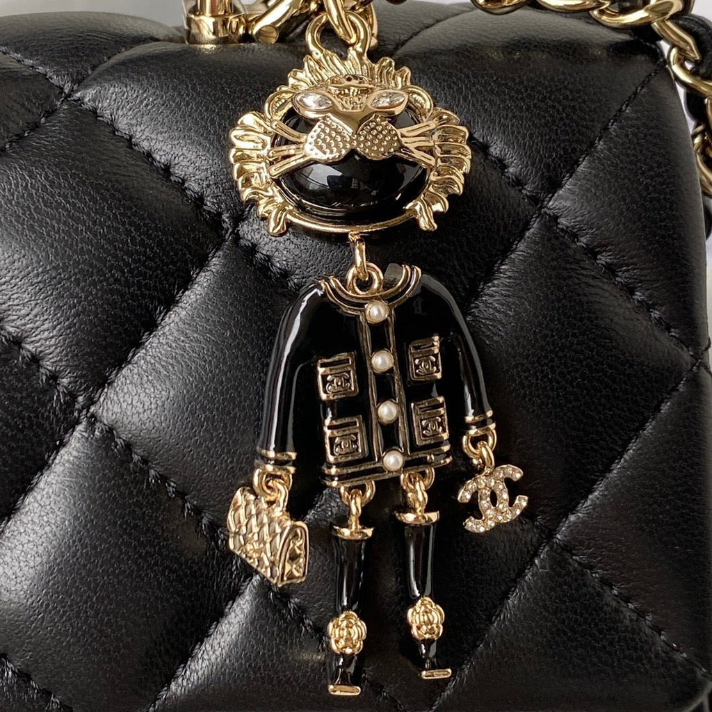 ＣＨＮＥＬMINI FLAP BAG WITH HANDLE