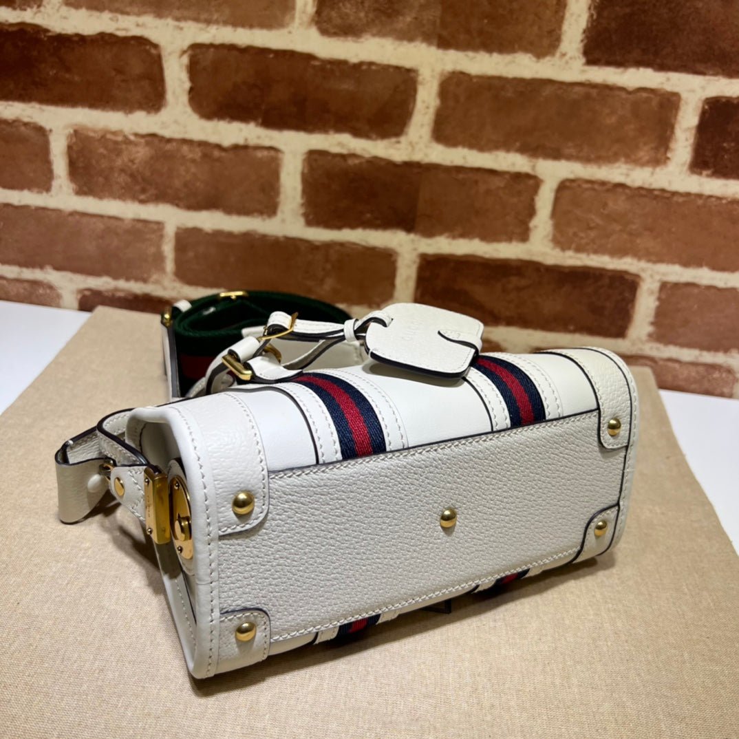 ＧＣＣＩGG SMALL TOP HANDLE BAG WHITE