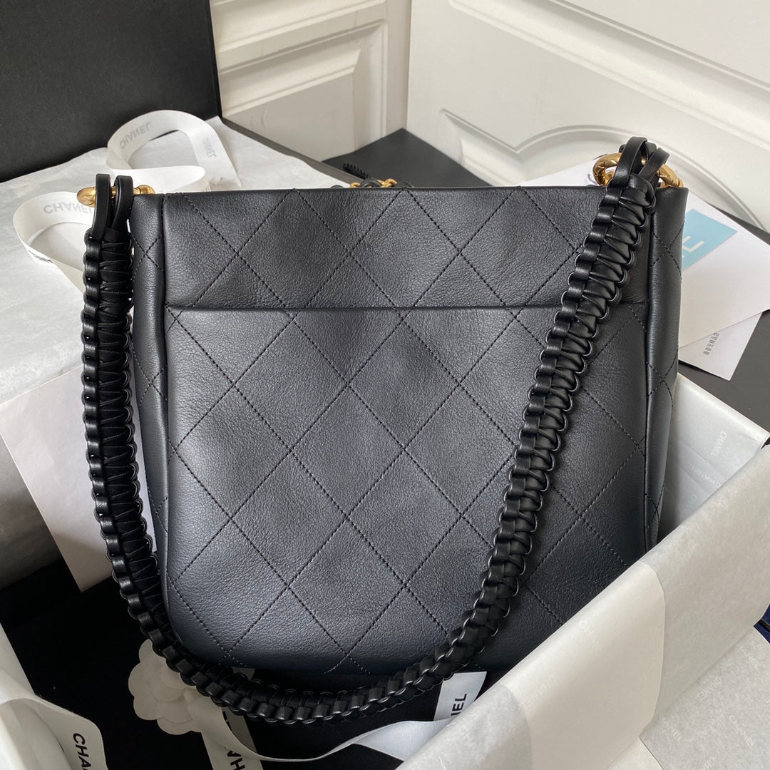 ＣＨＮＥＬCLASSIC CLUTCH WITH CHAIN BLACK