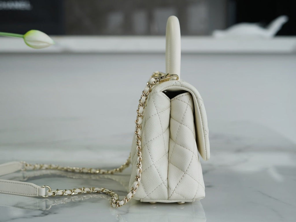 ＣＨＮＥＬCOCO HANDLE BAG WHITE