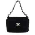ＣＨＮＥＬSHEARLING CRYSTAL STRASS FLAP BAG