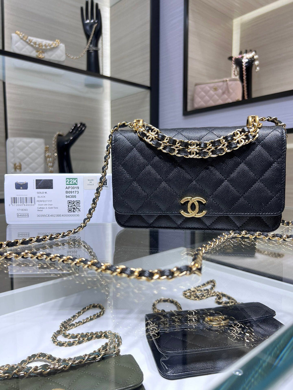 ＣＨＮＥＬ22K DOUBLE CHAIN BAG BLACK