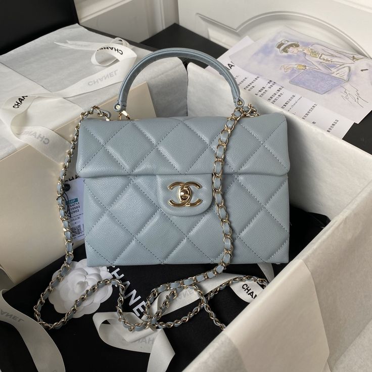 ＣＨＮＥＬTOP HANDLE FLAP BAG LIGHT BLUE