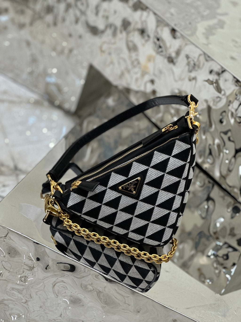 ＰＲＤＡ TRIANGLE-LOGO LEATHER AND JACQUARD SHOULDER BAG WHITE
