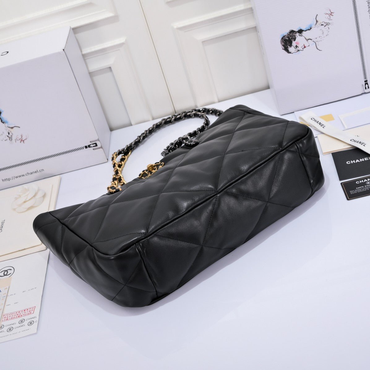 ＣＨＮＥＬ19 SHOPPING BAG