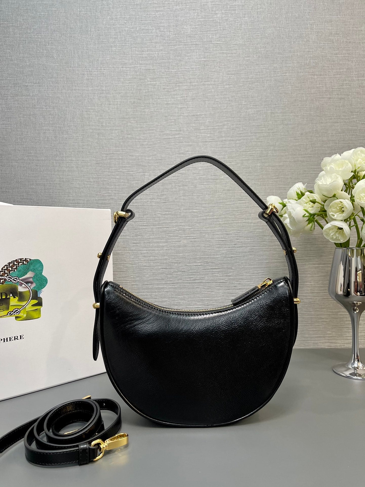 ＰＲＤＡ ARQUÉ SMALL LEATHER SHOULDER BAG
