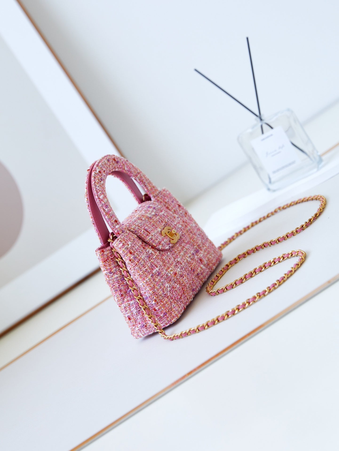 ＣＨＮＥＬMINI KELLY 23K TOP HANDLE PINK
