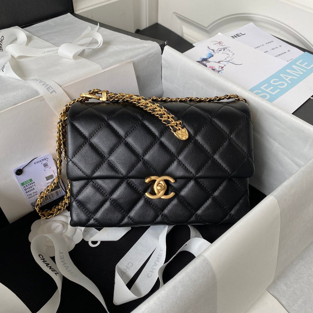 ＣＨＮＥＬSMALL FLAP BAG BLACK