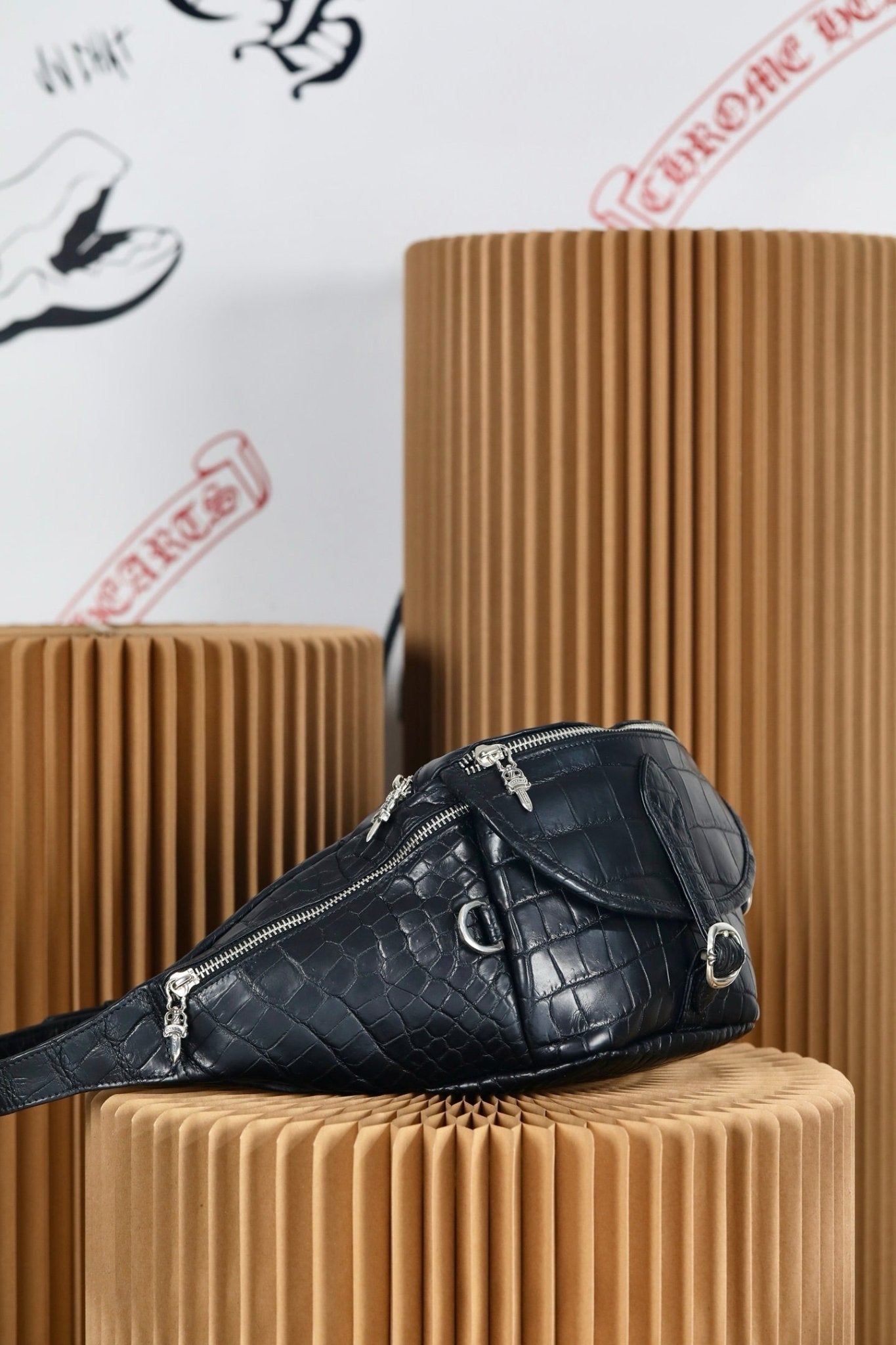 ＣＨＲＭ ＨＲＴＳ LEATHER SNAT PACK BLACK