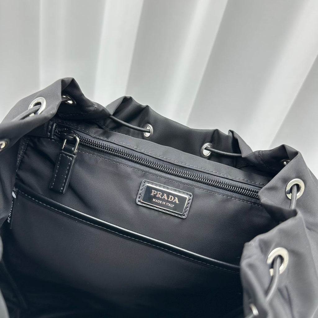 ＰＲＤＡ RE-NYLON AND LEATHER BACKPACK