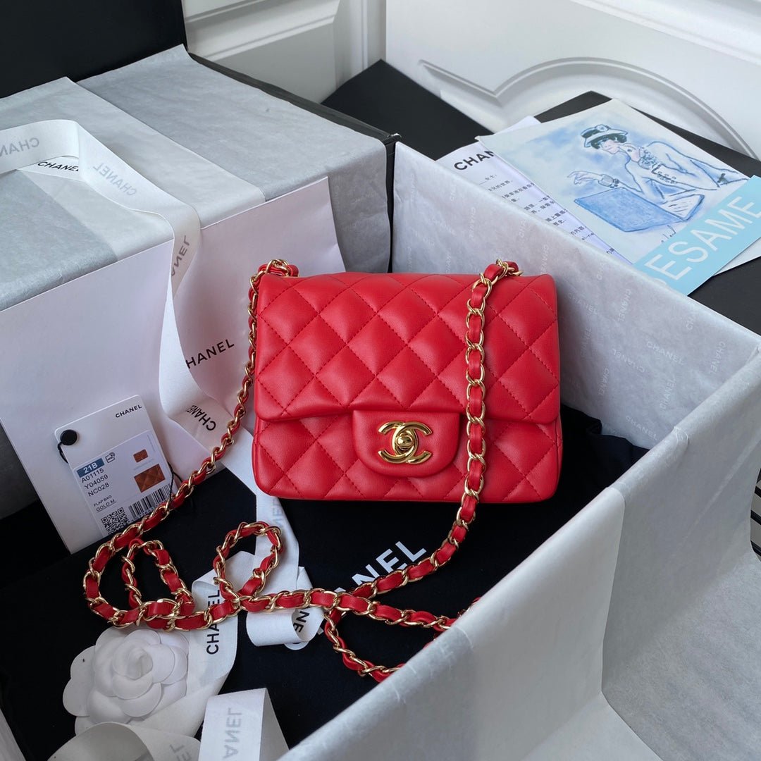 ＣＨＮＥＬCLASSIC FLAP BAG RED