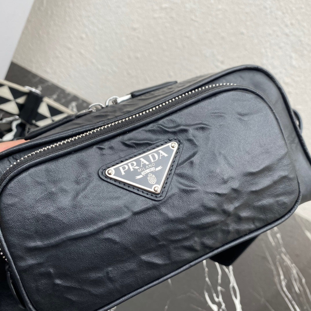 ＰＲＤＡ NAPPA ANTIQUE MULTI-POCKET SHOULDER BAG BLACK