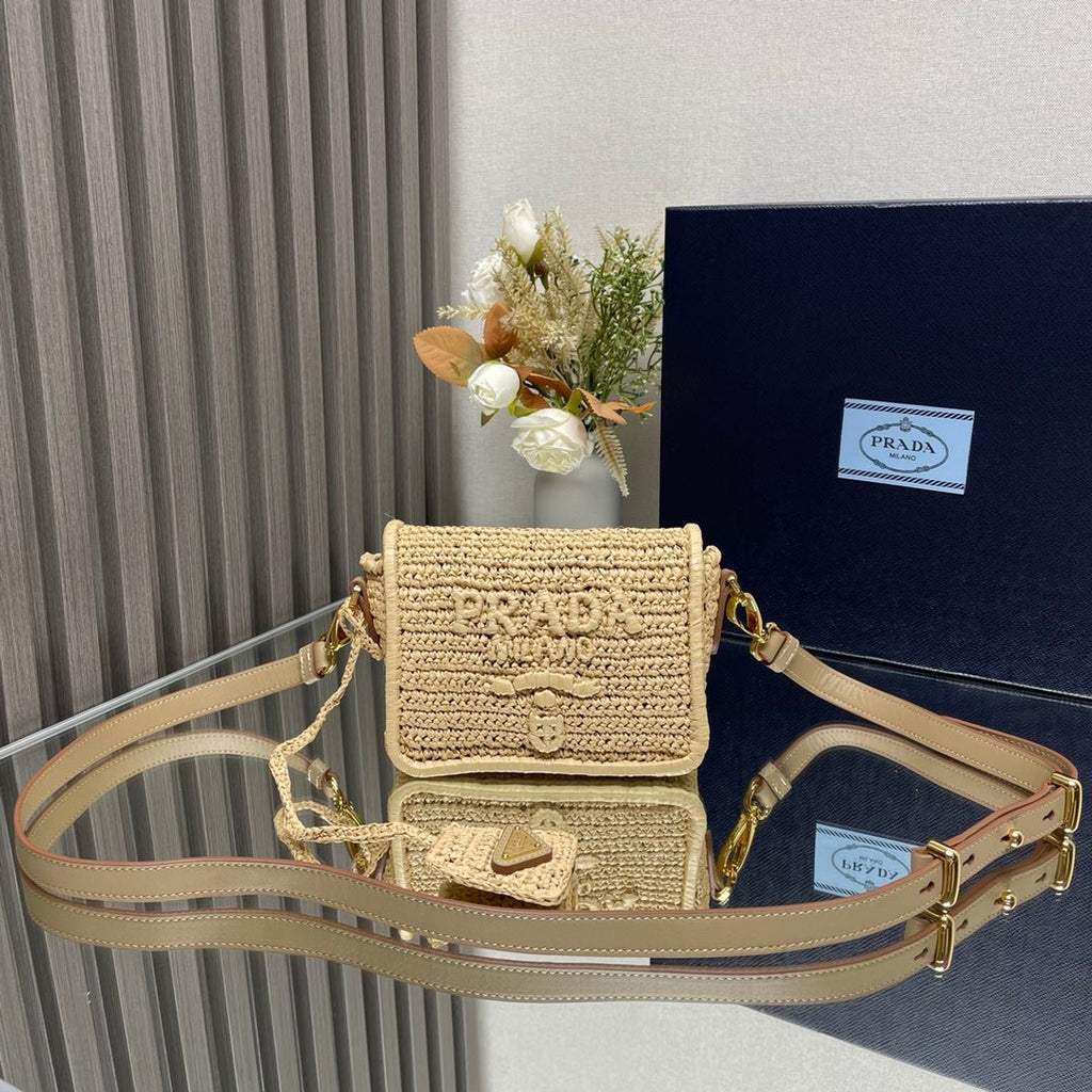 ＰＲＤＡ CROCHET SHOULDER BAG