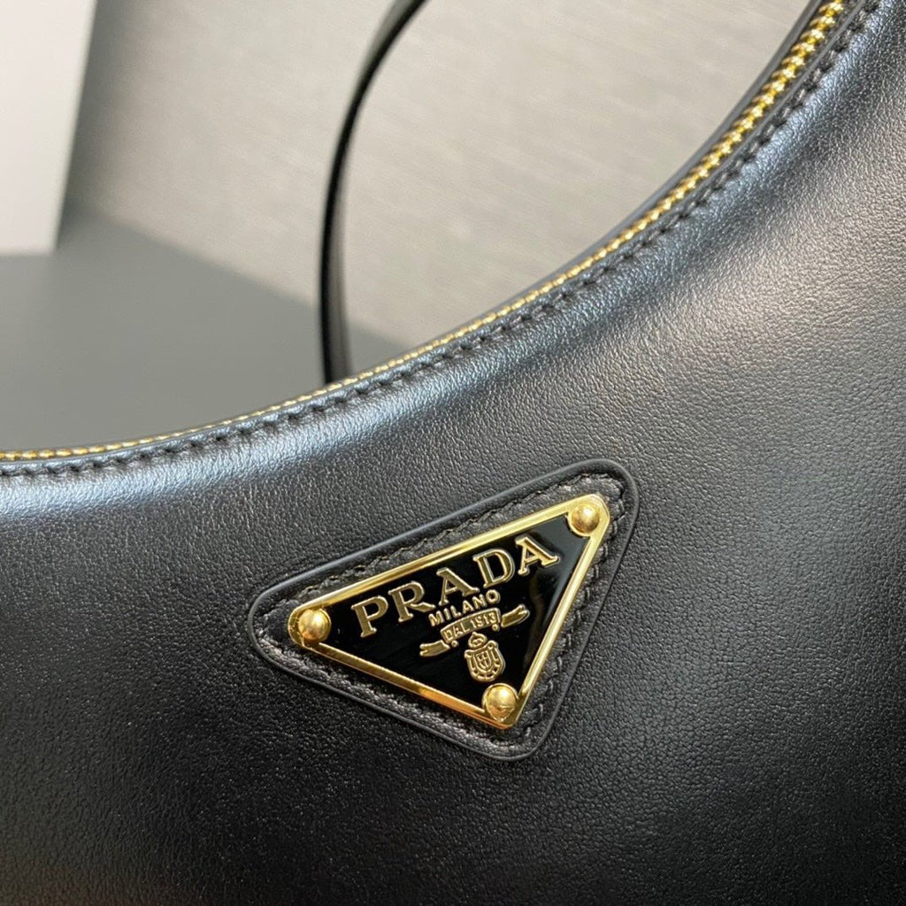 ＰＲＤＡ ARQUÉ SMALL LEATHER SHOULDER BAG BLACK