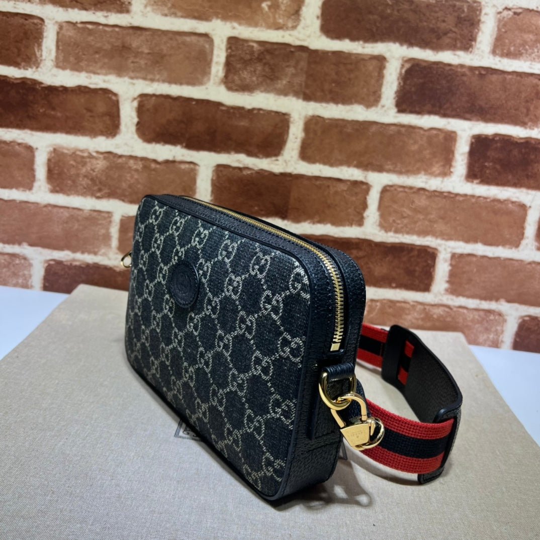ＧＣＣＩDENIM INTERLOCKING G CROSSBODY BAG BLACK
