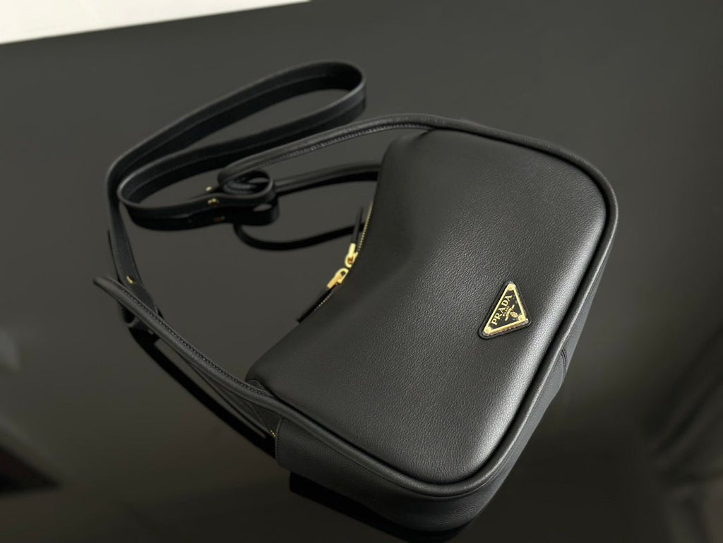 ＰＲＤＡ DARLING LEATHER HANDBAG BLACK