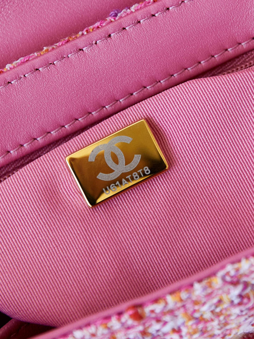 ＣＨＮＥＬMINI KELLY 23K TOP HANDLE PINK
