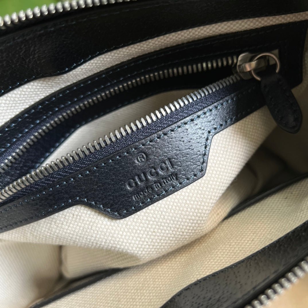 ＧＣＣＩRETRO GG SUPREME MESSENGER BAG BEGIE-BLACK