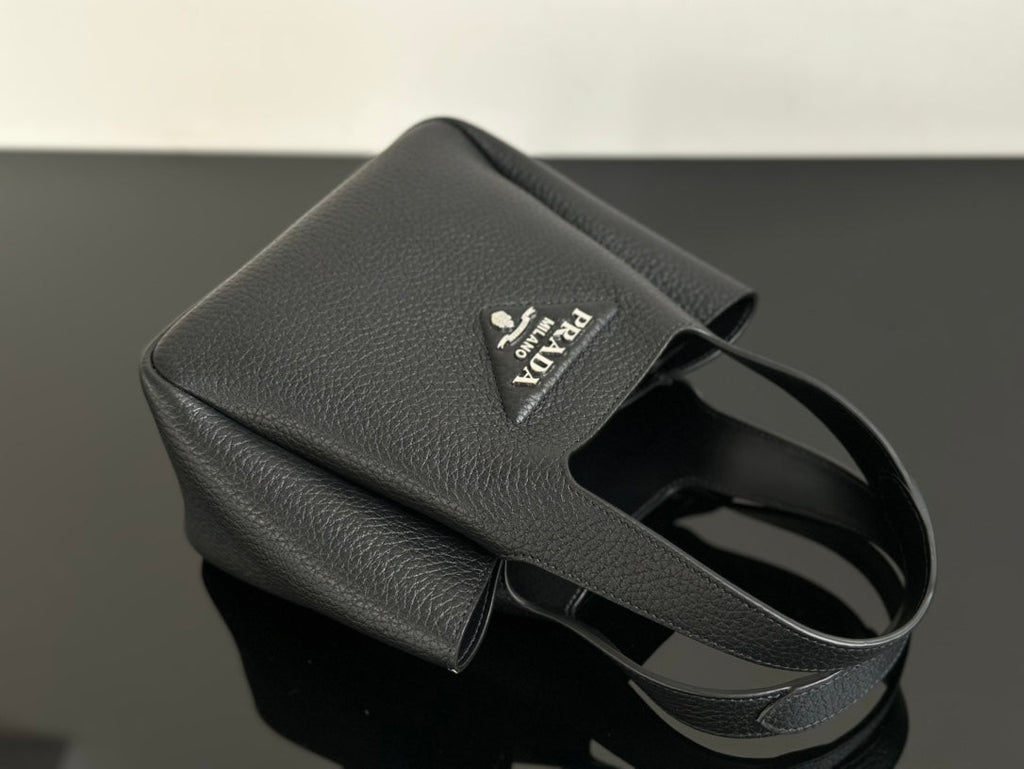 ＰＲＤＡ LEATHER MINI HANDBAG BLACK