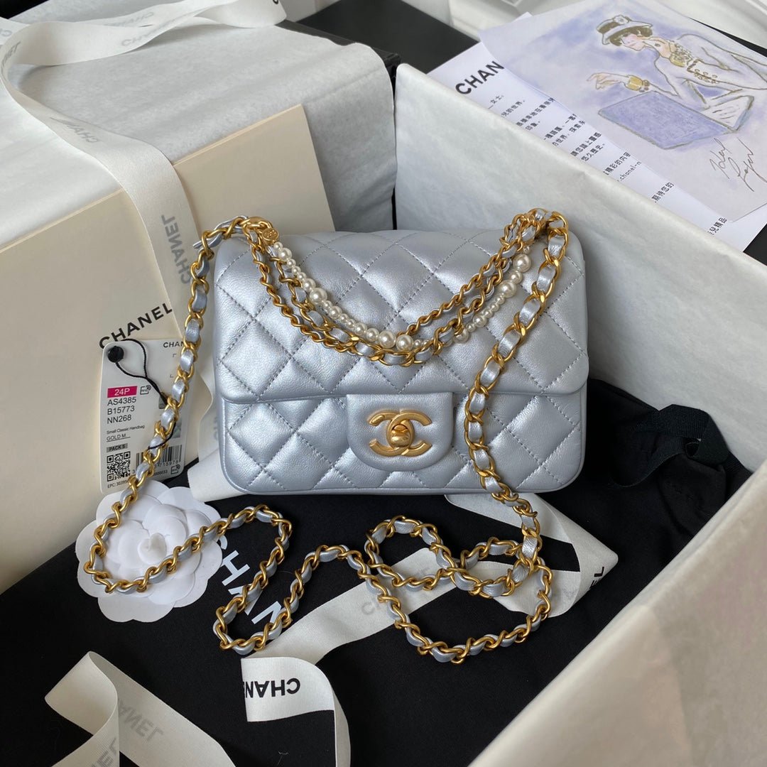ＣＨＮＥＬ 24P CLASSIC HANDBAG SILVER