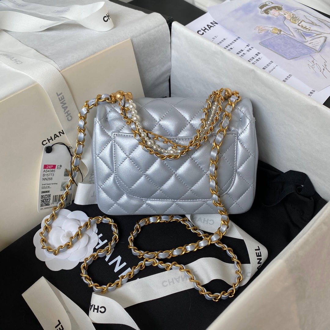 ＣＨＮＥＬ 24P CLASSIC HANDBAG SILVER