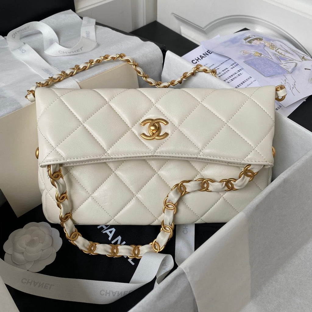 ＣＨＮＥＬ24P HOBO BAG WHITE