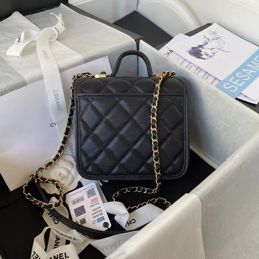 ＣＨＮＥＬ SMALL FLAP BAG WITH TOP HANDLE