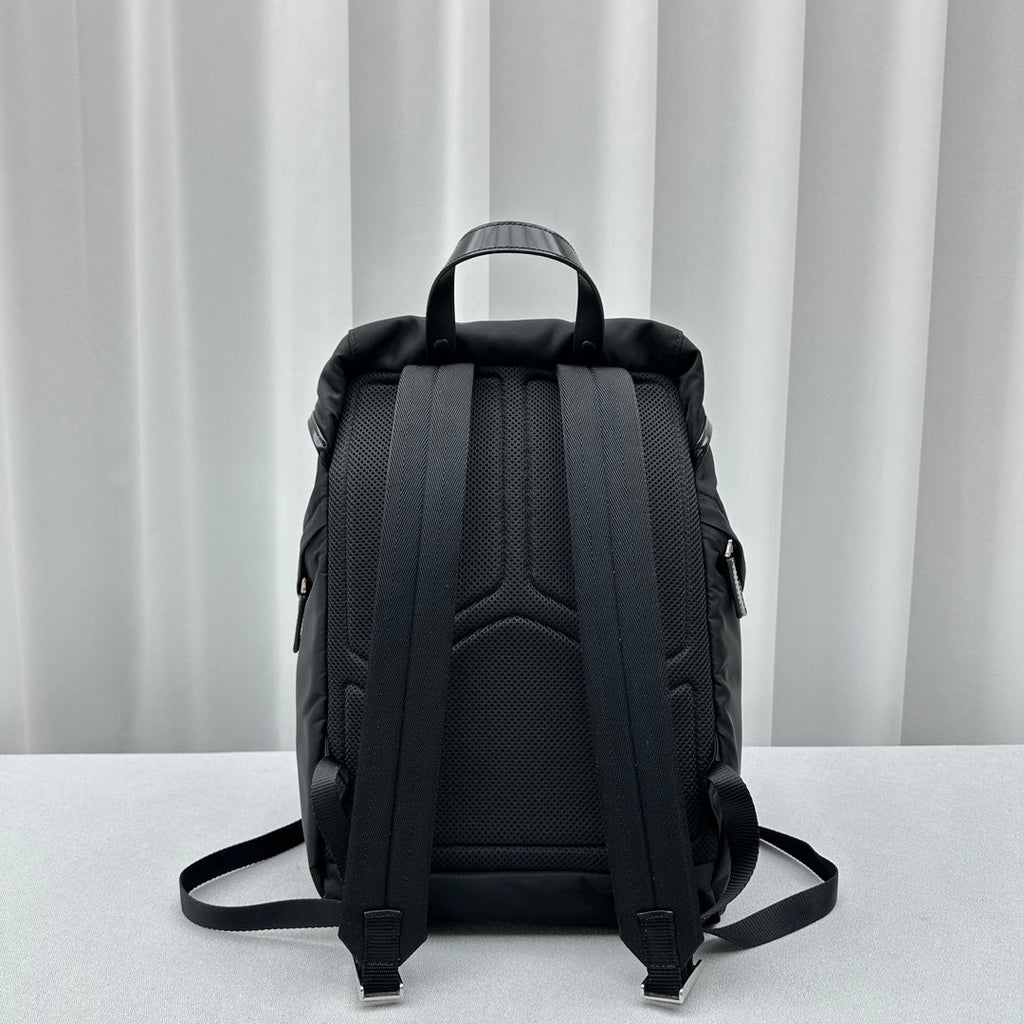 ＰＲＤＡ RE-NYLON AND LEATHER BACKPACK