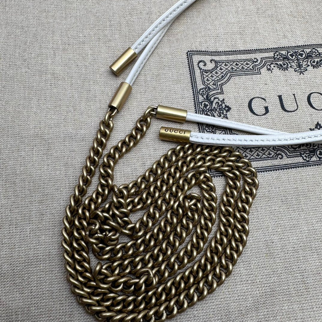 ＧＣＣＩGG MARMONT MINI BUCKET BAG WHITE