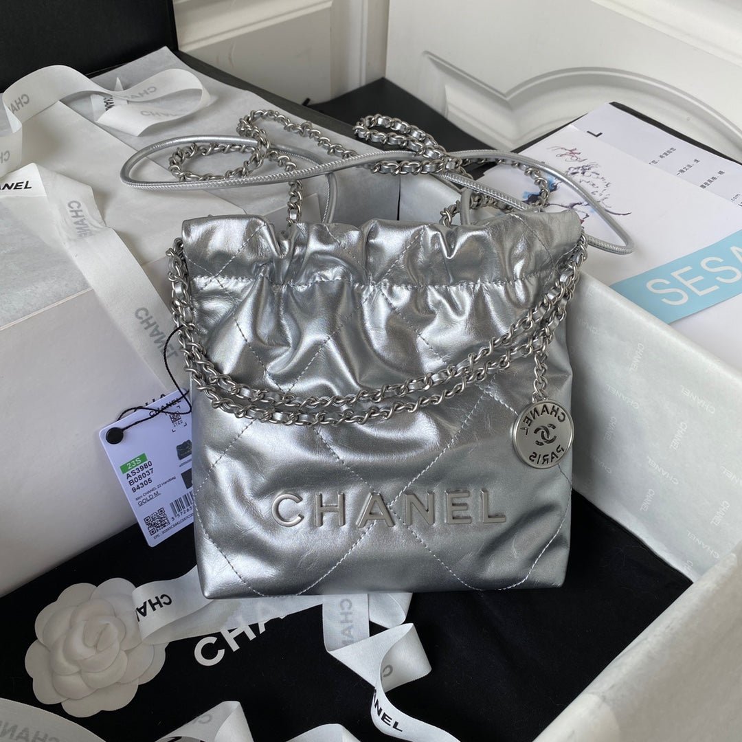ＣＨＮＥＬ22 MINI HANDBAG SILVER METAL