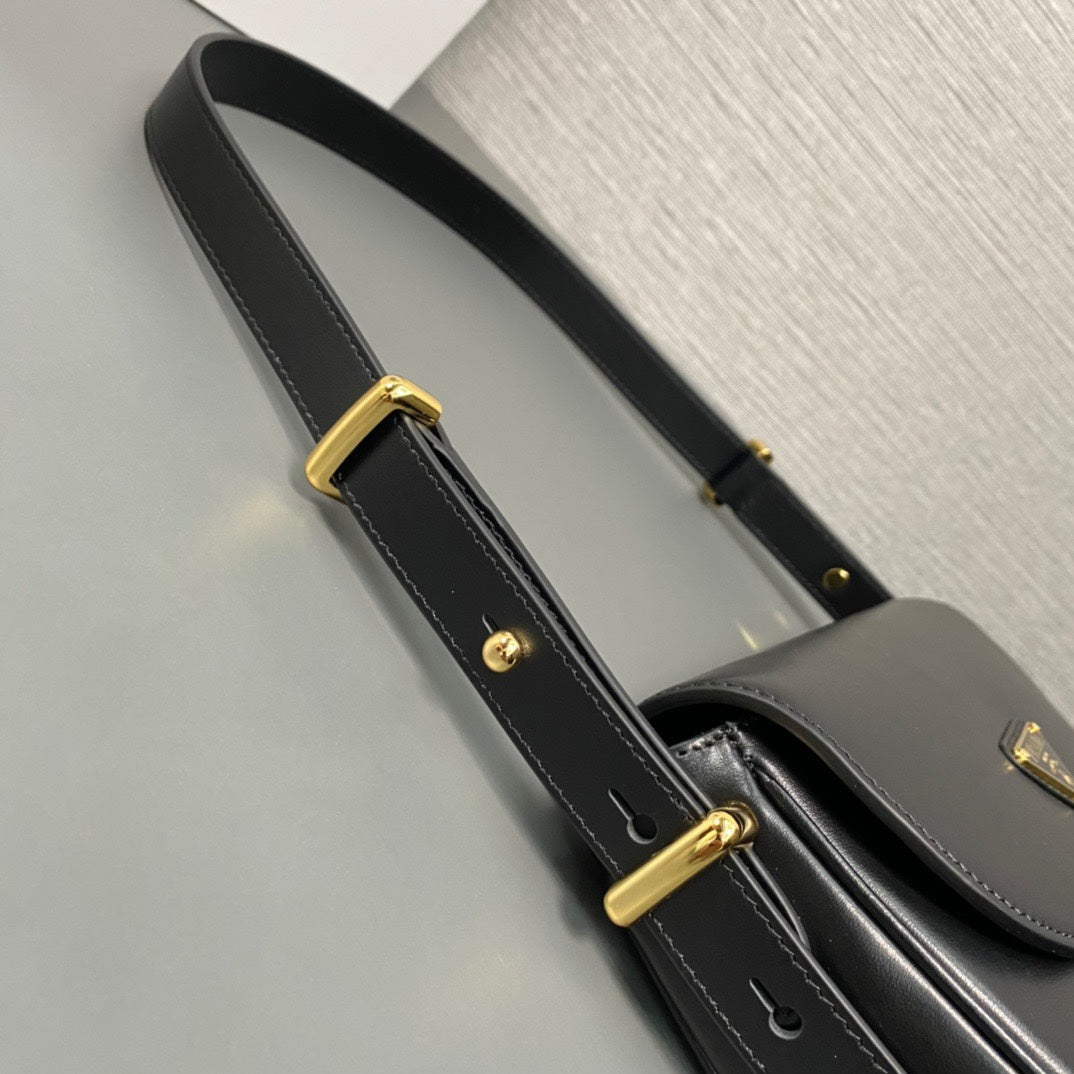 ＰＲＤＡ ARQUÉ LEATHER SHOULDER BAG WITH FLAP BLACK