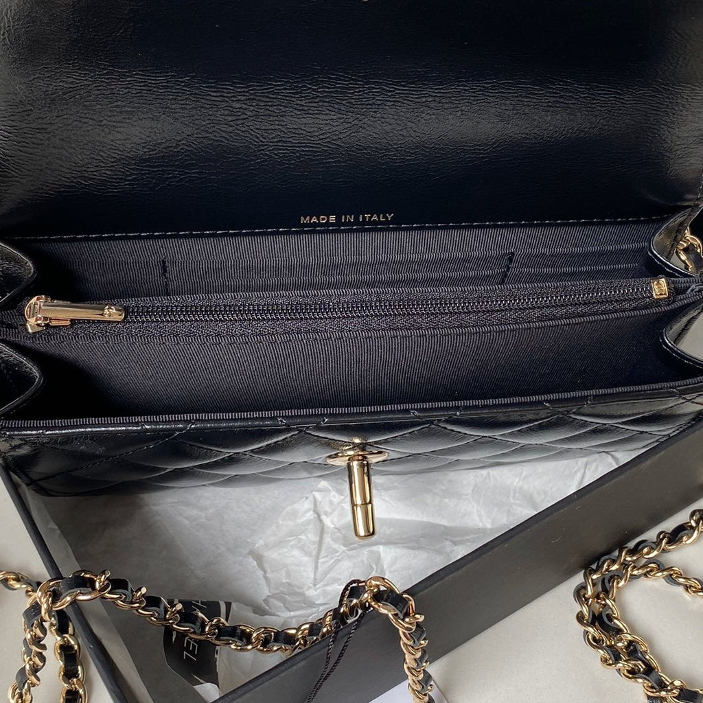 ＣＨＮＥＬCHAIN CLUTCH BAG BLACK